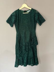 👗 Green Formal Dress