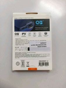 Spigen ArcPack 10,000mAh Power Bank
