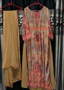 Pakistani Gawn  Girls(Offer Price Till Tomorrow)