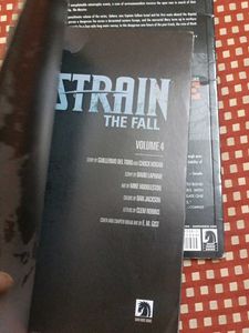 Dark Horse Comics The Massive &amp;  Strain