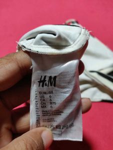 H&amp;M Bra Size 34B