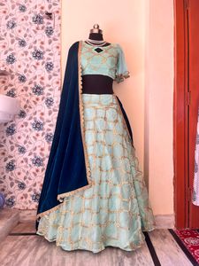 Designer Lehengas