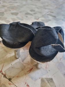 PRICE DROP!! Perfect Cocktail Black Heels