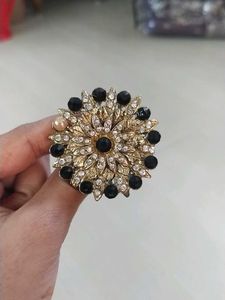 Design Pin And Ring Beautiful