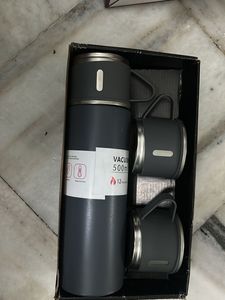 bottel set with well holder