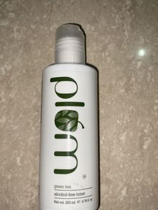 Plum Green Tea Toner - Alcohol Free