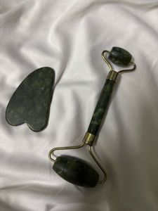 Jade Roller &amp; Gua Sha Set