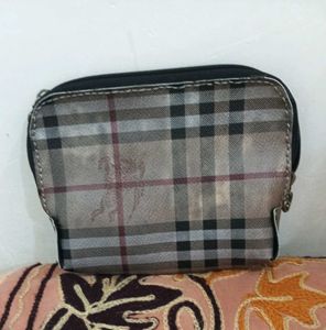 AUTHENTIC Burberry Womens Wallet