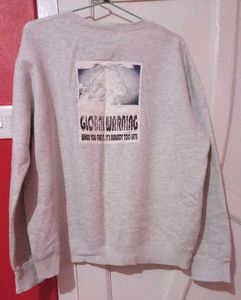 Polar Bear Graphic Sweatshirt