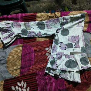 Patterned Nightsuit