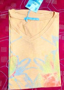Floral V-Neck Tee