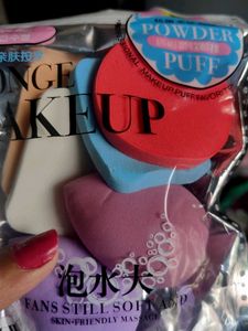Pack Of 6 Piece Makeup Puffs And Sponges