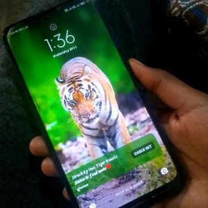 REDMI 8 Mobile Phone