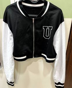 Short varsity sweatshirt