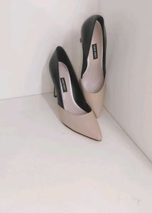 Nine West Pointed Toe Heels