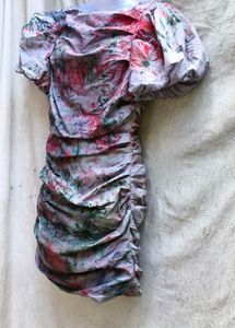 8/9 Abstract Puff Sleeve Dress