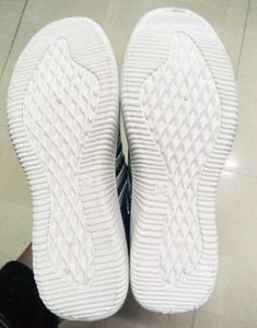 NEW NO USED SPORTS SHOES.