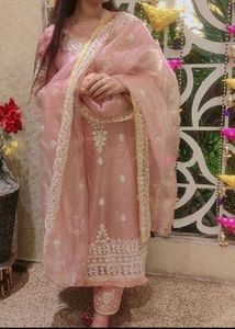 Pakistani Suit Set