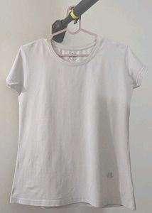 Set of 4 Trendy Tees – Just ₹300 (No Bargain)