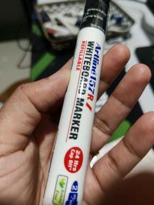 Artline Whiteboard Markers