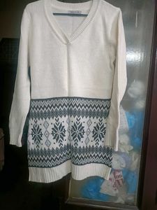 New White Printed Sweatshirt For Women In L Size