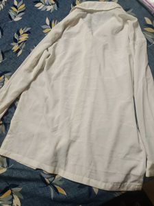 ELEGANT WHITE SHIRT