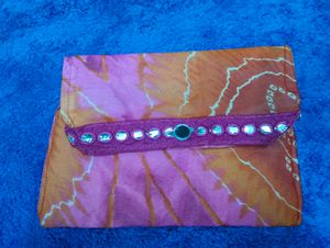 Bandhani Clutch with Mirror Details