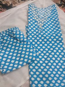 Elegant Polka Dot Kirta