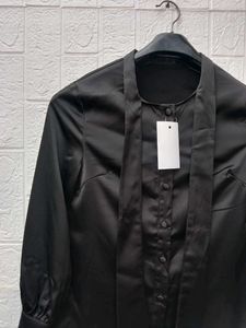 New with tag Pinterest Chic Elegant Black Tie Neck