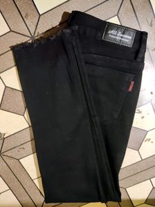 Black Skinny Jeans