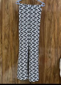 Patterned Black &amp; White Skinny Leggings