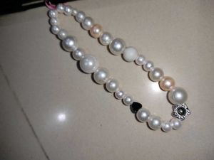 Pearl Phone Charm Strap