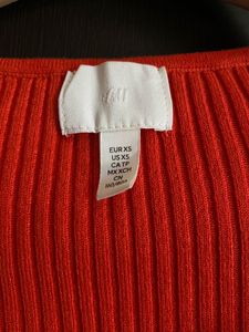 🍓H&amp;M Red Ribbed Knit Top🍓