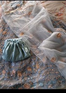 🩷 Heavy 3 Layar Grown Style dress 🤝