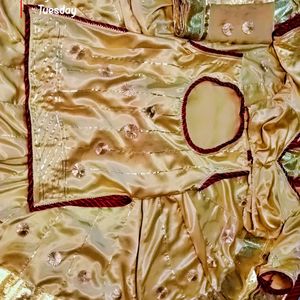 32 Kali Satin Poshak