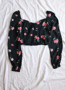..H&M Black Floral Crop Top