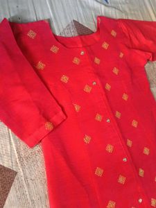 Red Embroidered Kurta