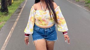 Floral Off-Shoulder Top &amp; Shorts