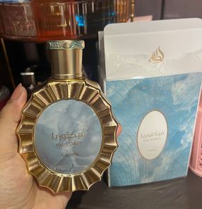 Lattafa Victoria