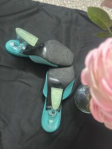 Zara heel
