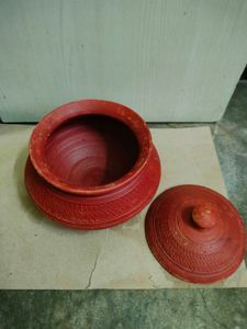 Red Clay Pot with Lid