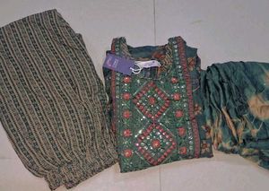 Elegant Green Printed Kurta Set