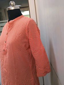 knee-length, straight-cut kurta