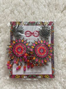 Everstylish Earrings