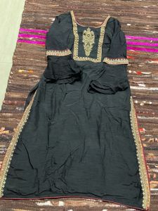 Elegant Black Embroidered Kurta Set