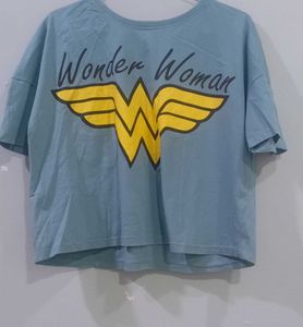 Wonder Woman Vibes-Graphic Streetwear Tee