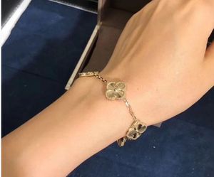 18k Gold Plated Clover Bracelet🎀🎀🎀