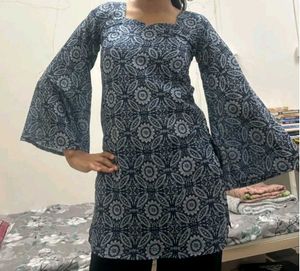 Floral Print Bell Sleeve Top