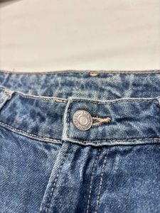 Light Weight Blue Denim Jeans