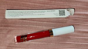 MYGLAMM® LIT Liquid Matte Lipstick